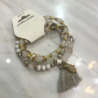 دستبند سنگی