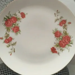 دیوار کوب گل قرمز قدیمی