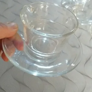 دو دست فنجون نعلبکی