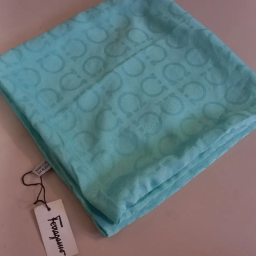 روسری طرح دار