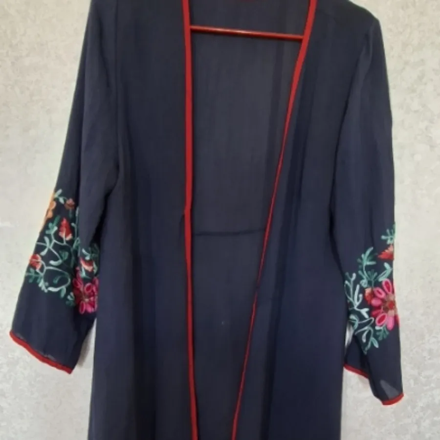 مانتو بلند گلدوزی شده