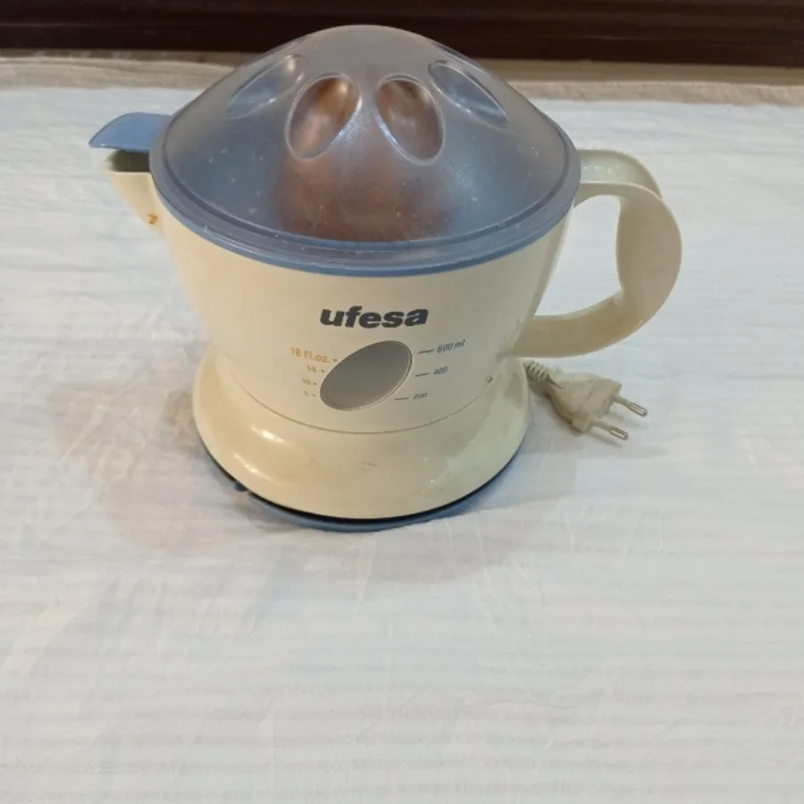 آب مرکبات گیری برقی