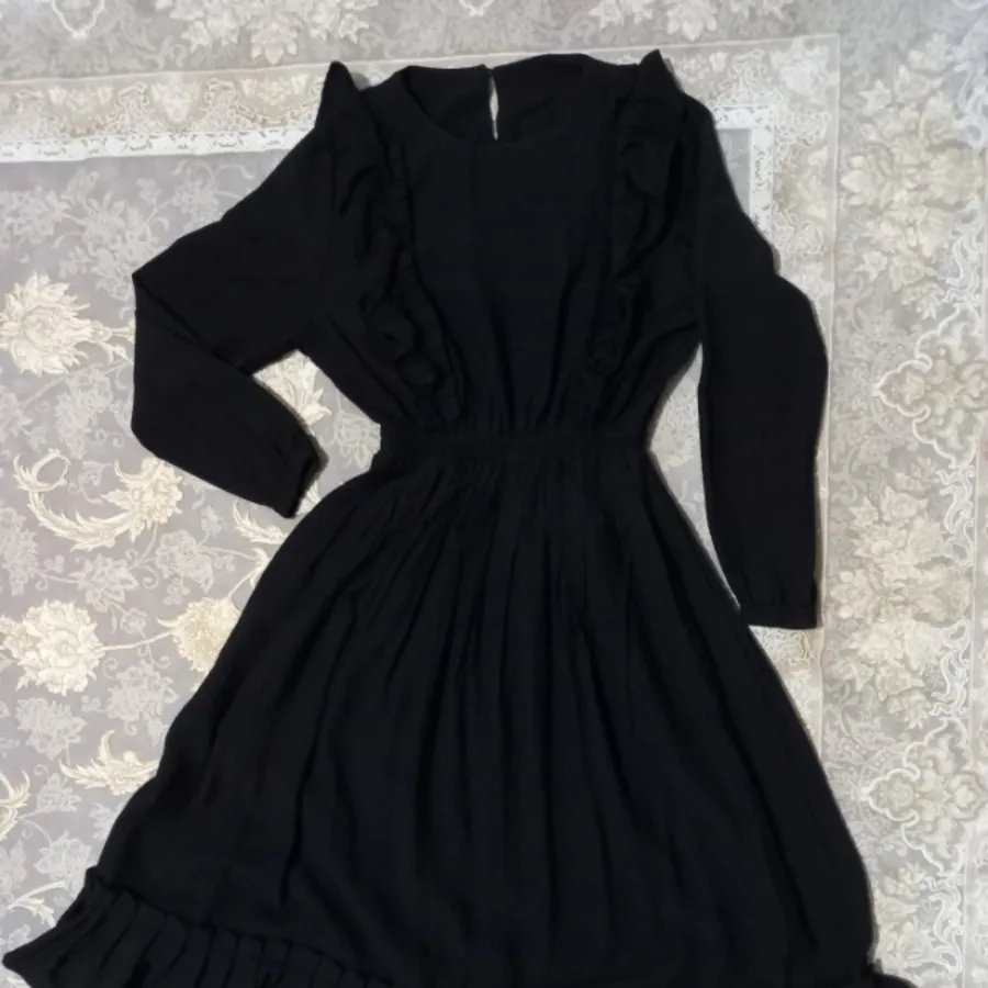 پیراهن عروسکی