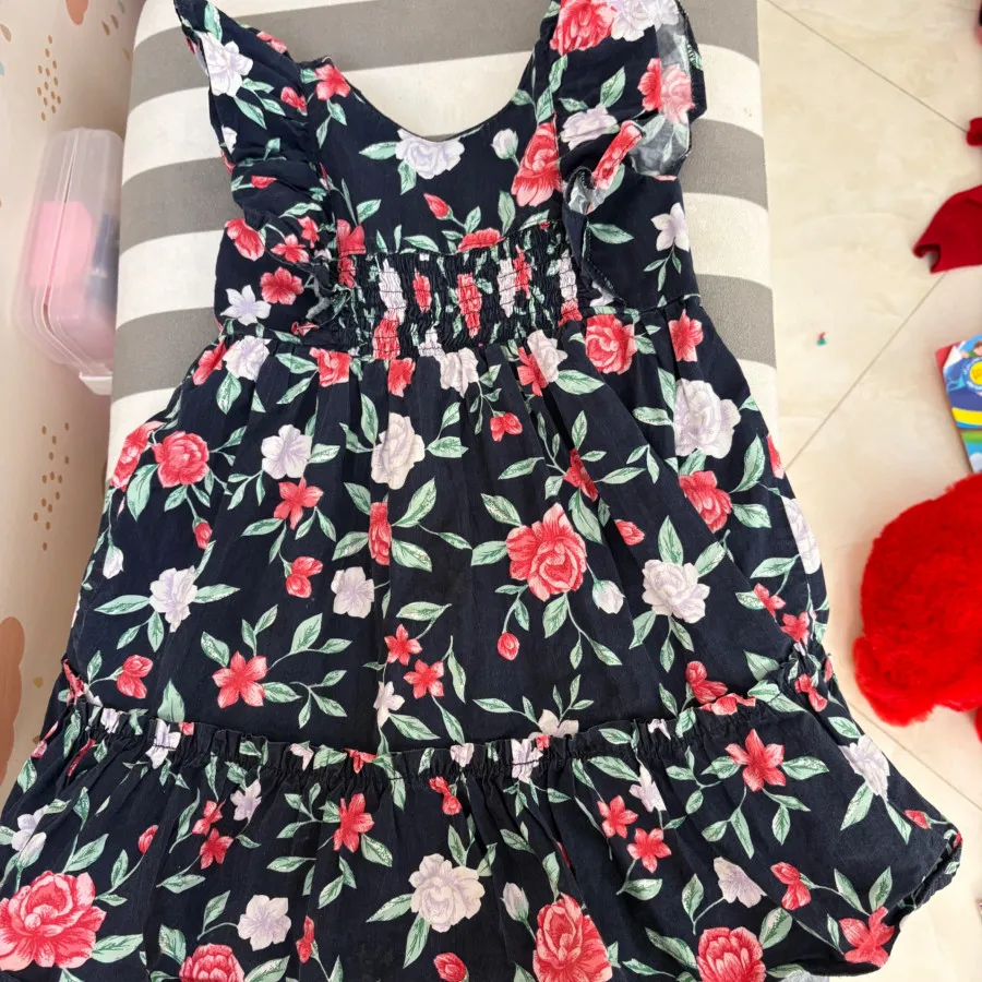 پیراهن گلدار