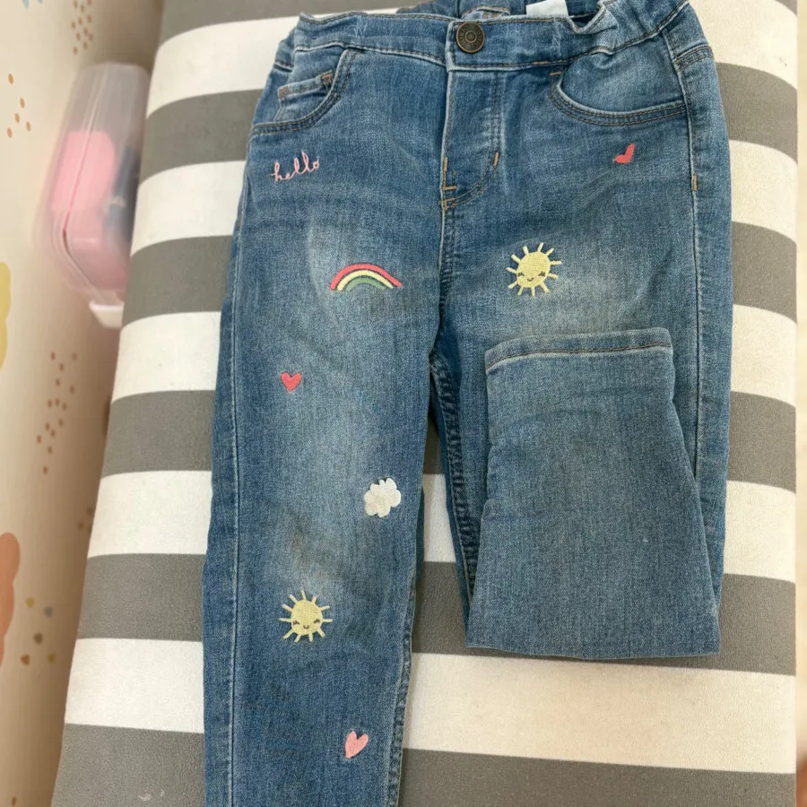 جین گلدوزی اچ