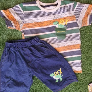 تیشرت و شلوارک جین