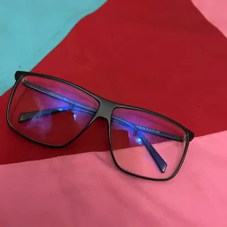 فریم عینک اسپانیایی