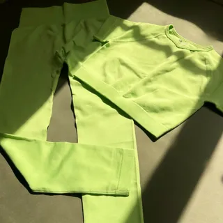 ست سیملس کراپ و لگ