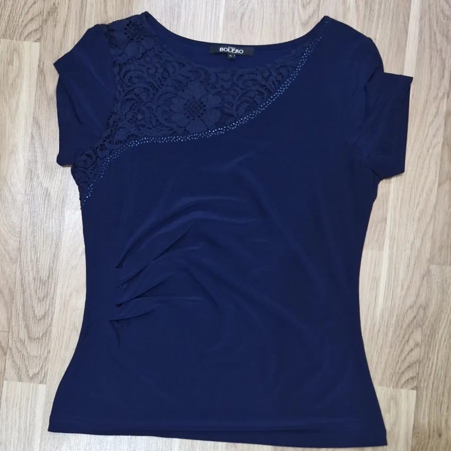 بلوز زنانه آستین کوتاه