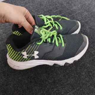 کتونی مارک under urmor