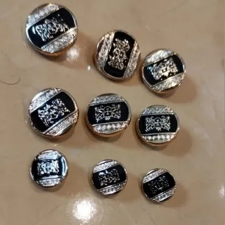 دکمه کت وپالتو مردانه