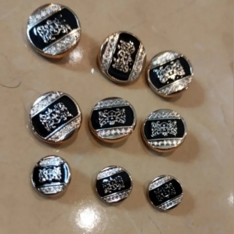 دکمه کت وپالتو مردانه