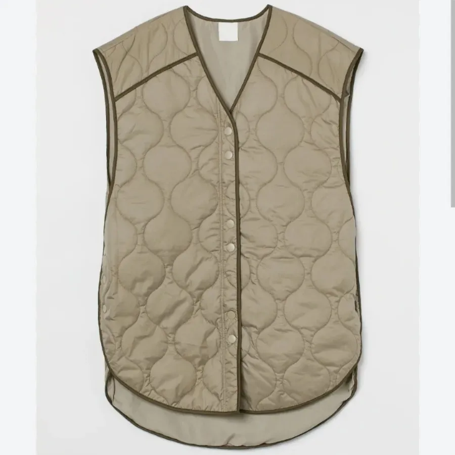 پافر وست سایز بزرگ H&M