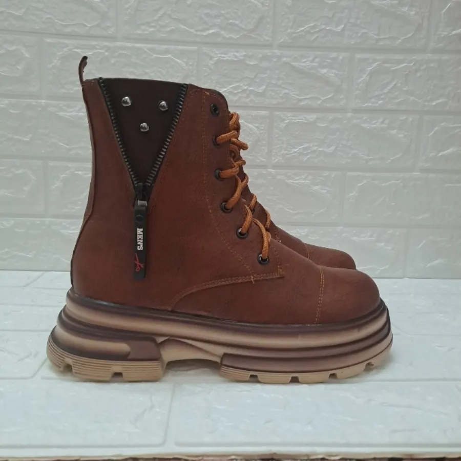 نیم بوت عسلی