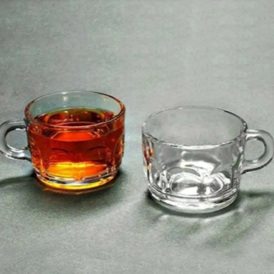 فنجان عینکی