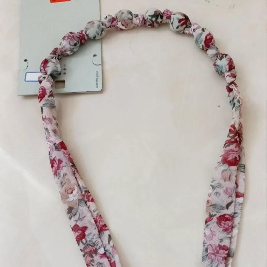 چوکر یا گردنبند