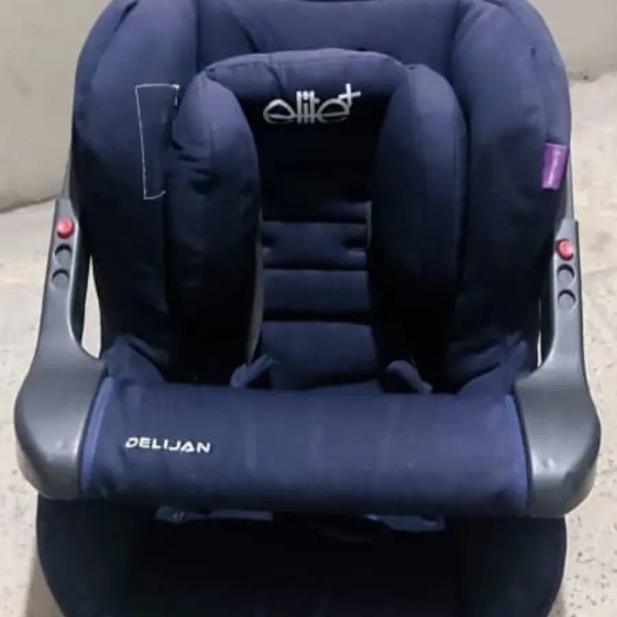 صندلی ماشین کودک کارسیت