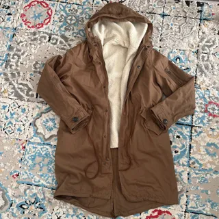 پالتو گرم داخل تدی