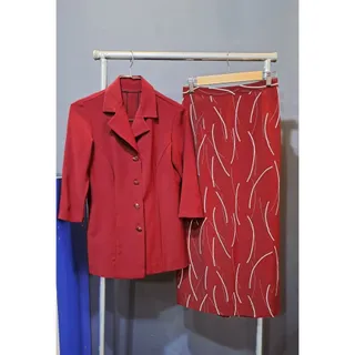 ست کت و دامن