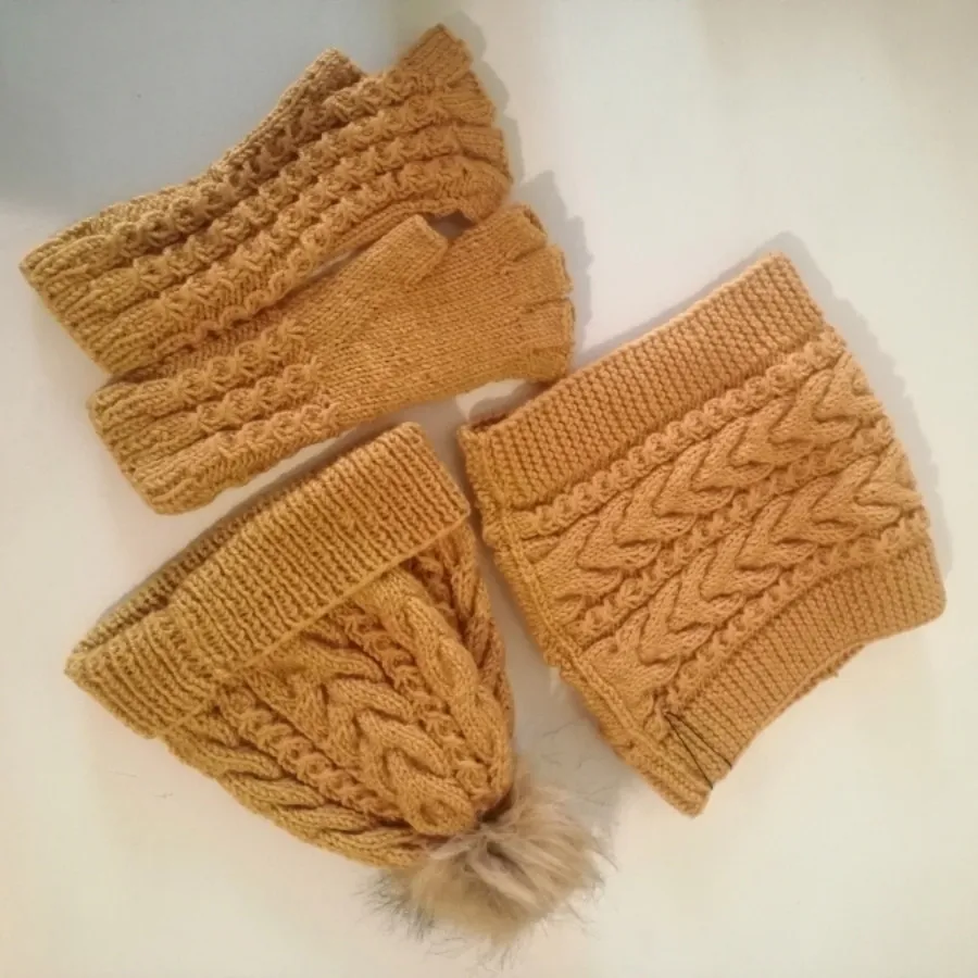 ست شال و کلاه  دستکش بافت