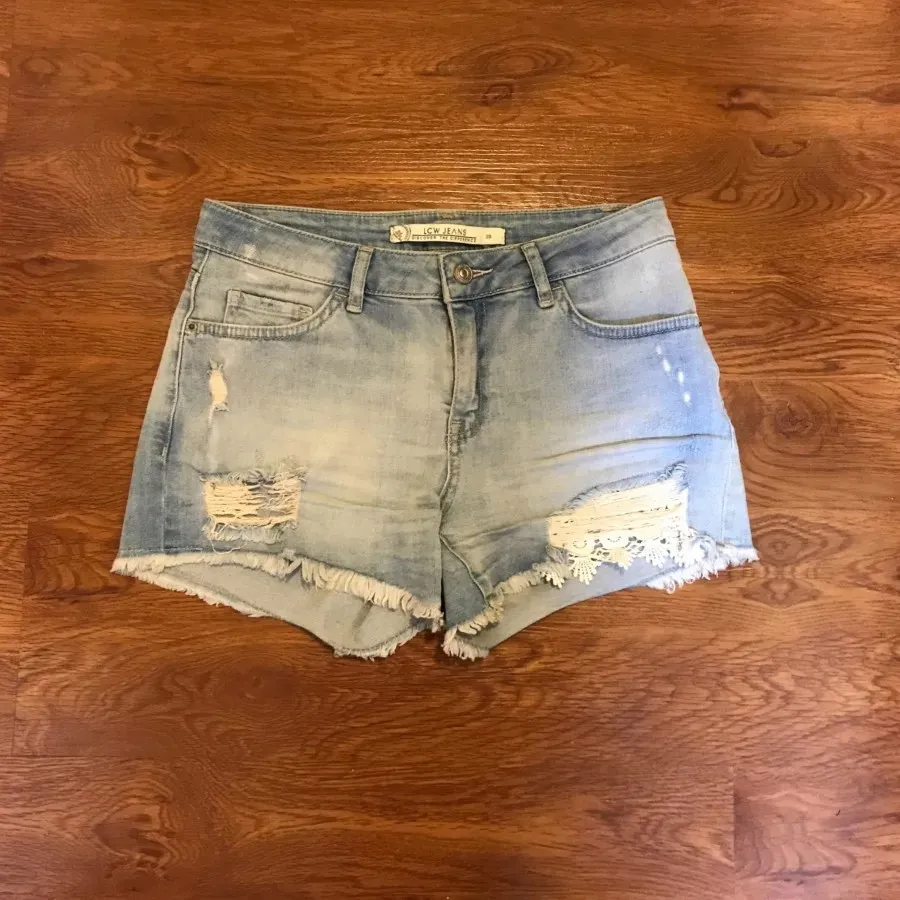 شلوارک LC Waikiki