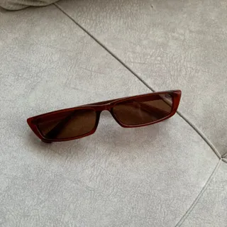 عینک زنانه قهوه ای