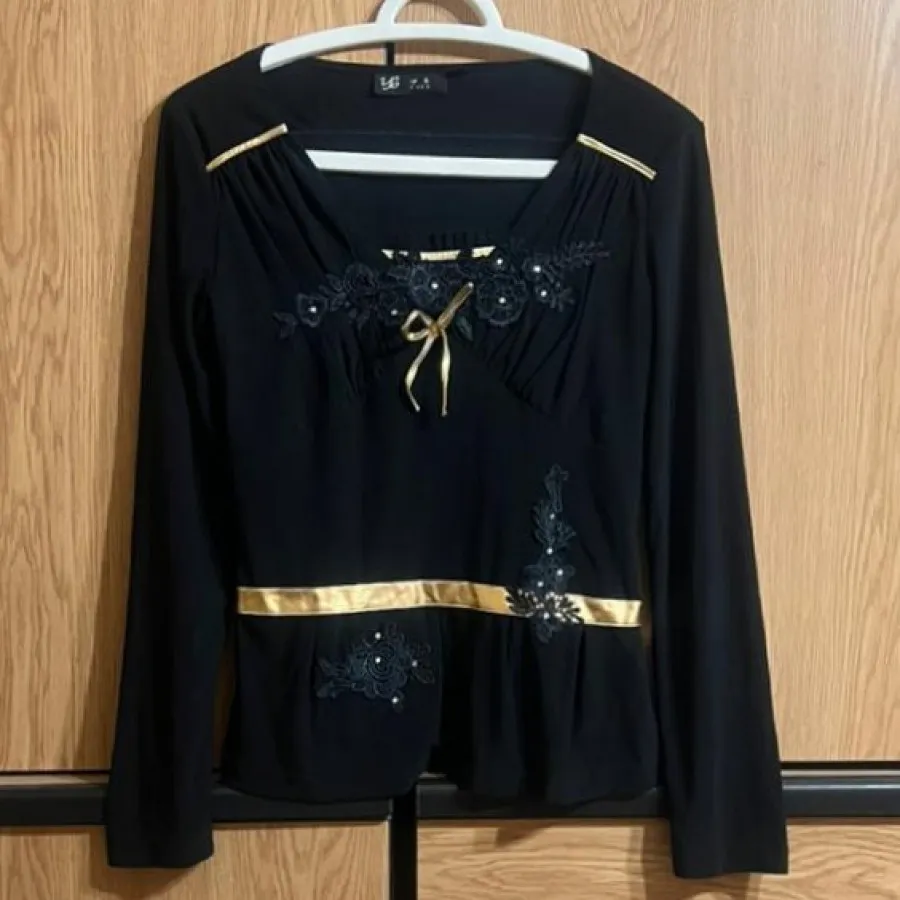 بلوز طرحدار ریون2504064