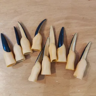 ناخن جادوگر هالووین