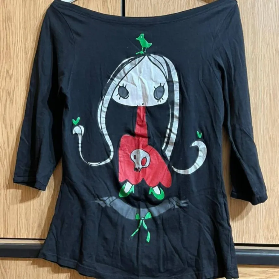 تیشرت یقه باز 2504068