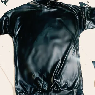 سوییشرت چرم