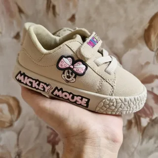 ونس دخترانه