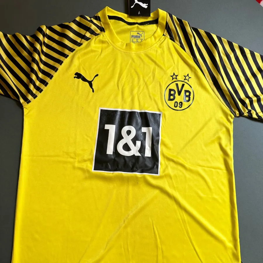 تیشرت فوتبالی