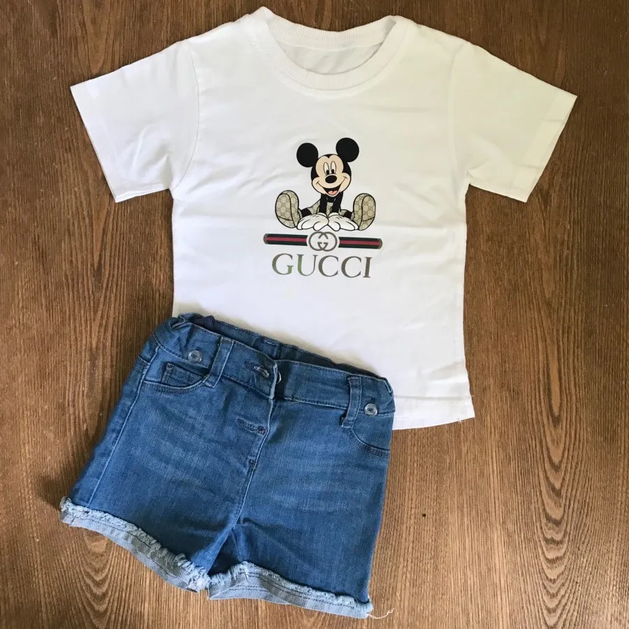 تیشرت و کلاه