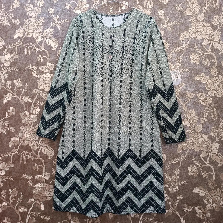 پیراهن مانتویی