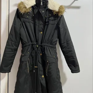 کاپشن کلاهدار