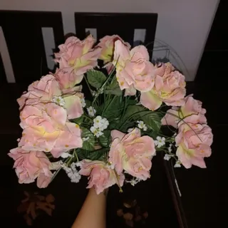 دسته گل رز صورتی