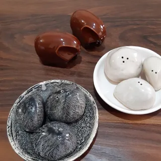 نمکدان و فلفل‌پاش سرامیکی