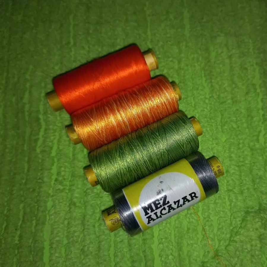 نخ گلدوزز ابریشم آلمانی