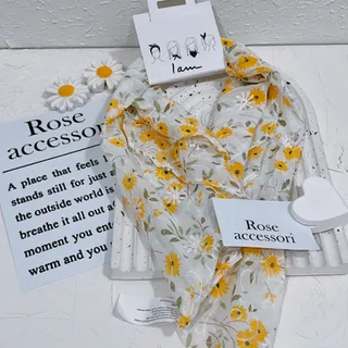 مینی اسکارف