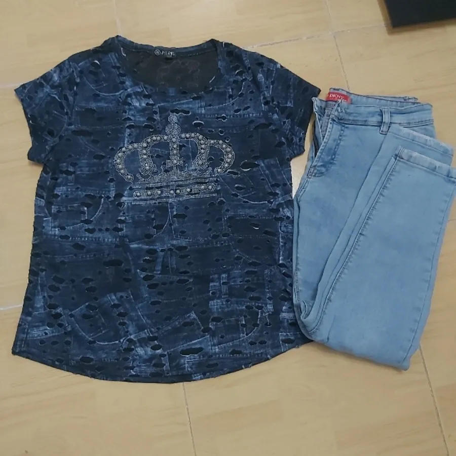 تیشرت و شلوار لی