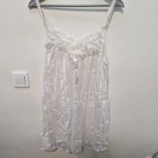 لباس خواب سفید