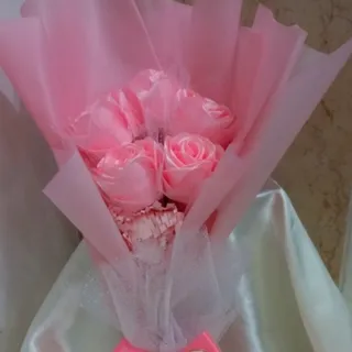 دسته گل رز مصنوعی لاکچری