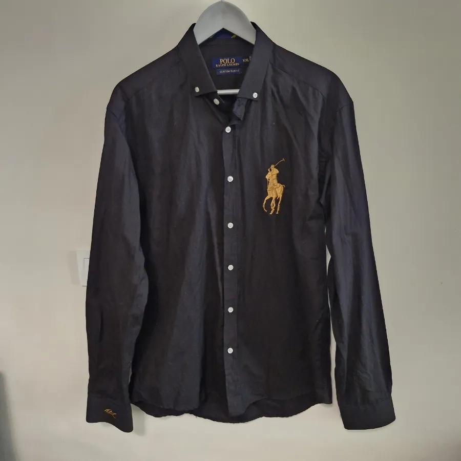 پیراهن مردانه