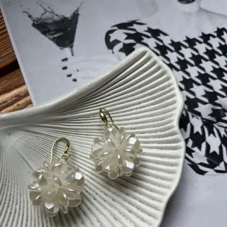 گوشواره صدفی