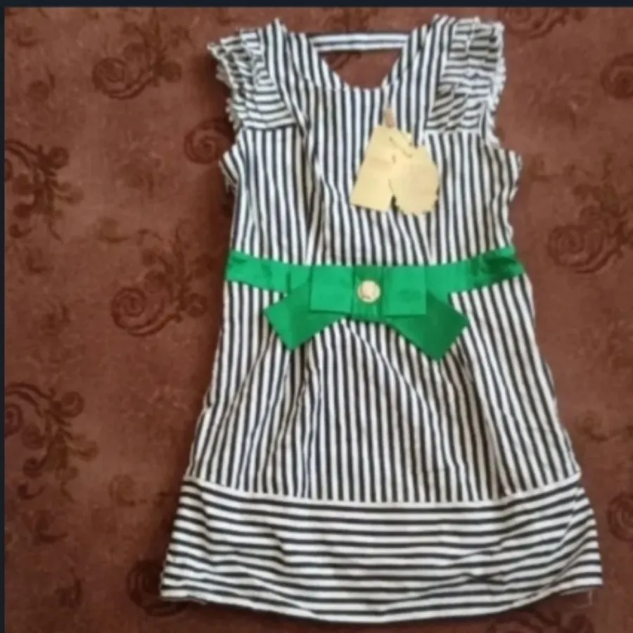 پیراهن دخترونه