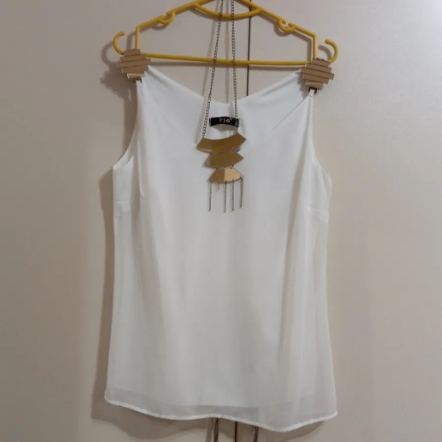 تاپ سفید حریر