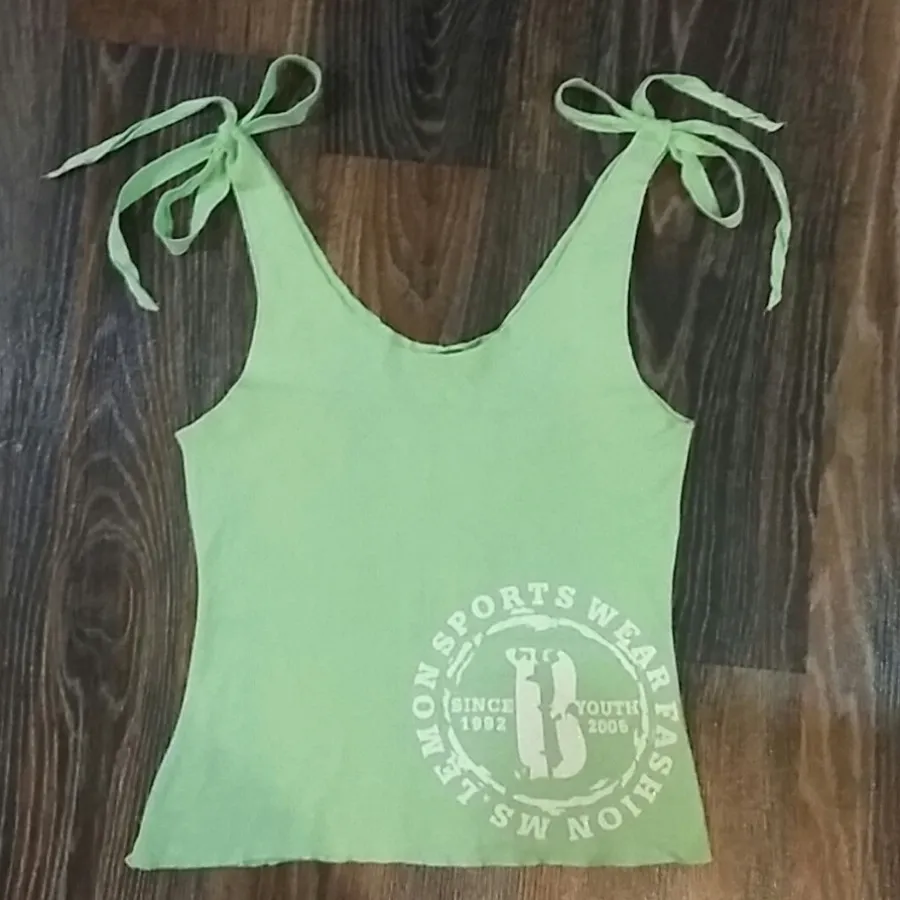 تاپ سبز بند پاپیونی