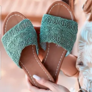 دمپایی زنانه