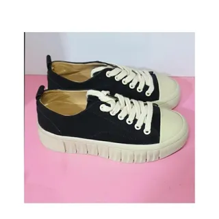 کتونی کانورس لژدار