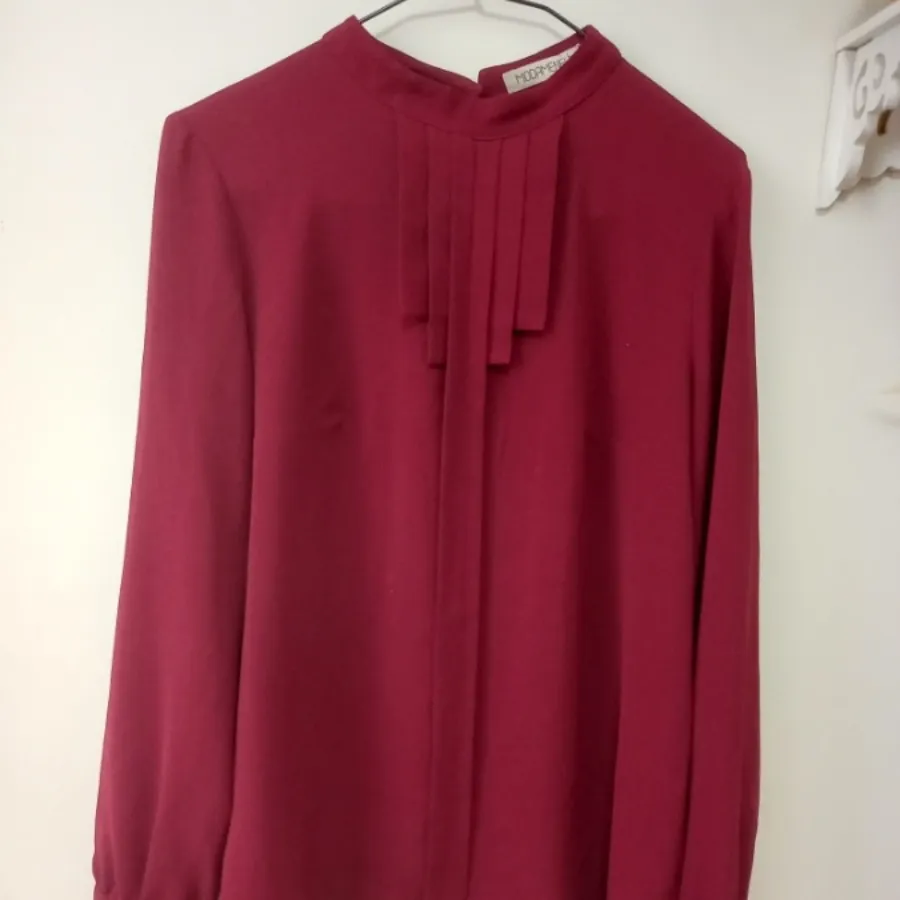 شومیز زرشکی